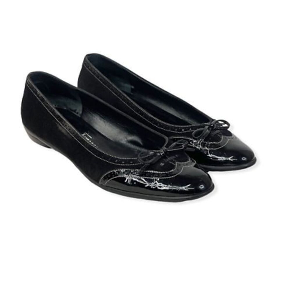 Salvatore Ferragamo Womens Spectator Ballet Flats Shoes Black Wingtip Bow 7.5 B